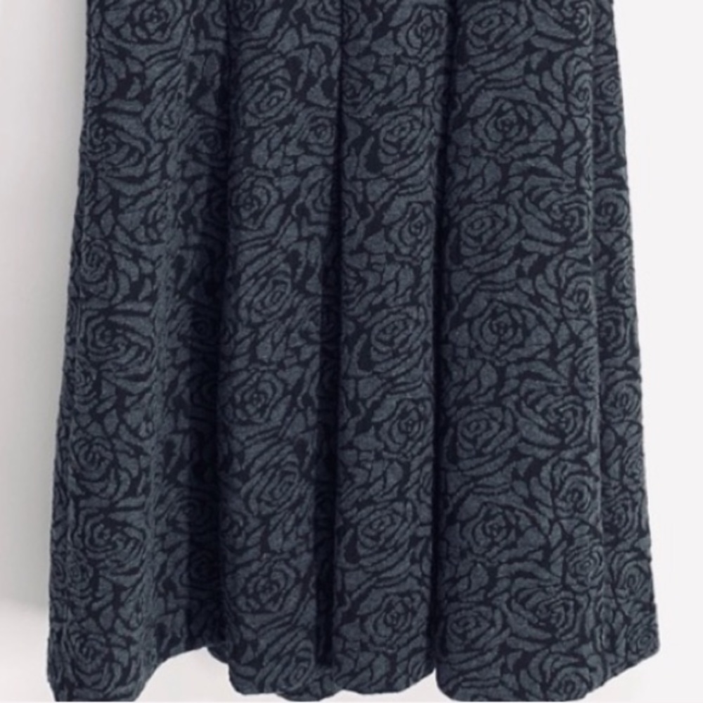 Karl Lagerfeld Pearl Neck Jacquard Dress size 6 - Picture 7 of 8